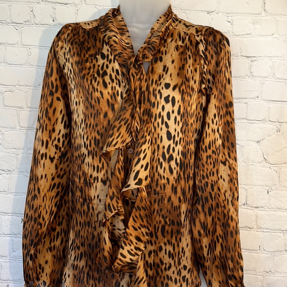 New York & Co animal print button down blouse - Picture 5 of 10